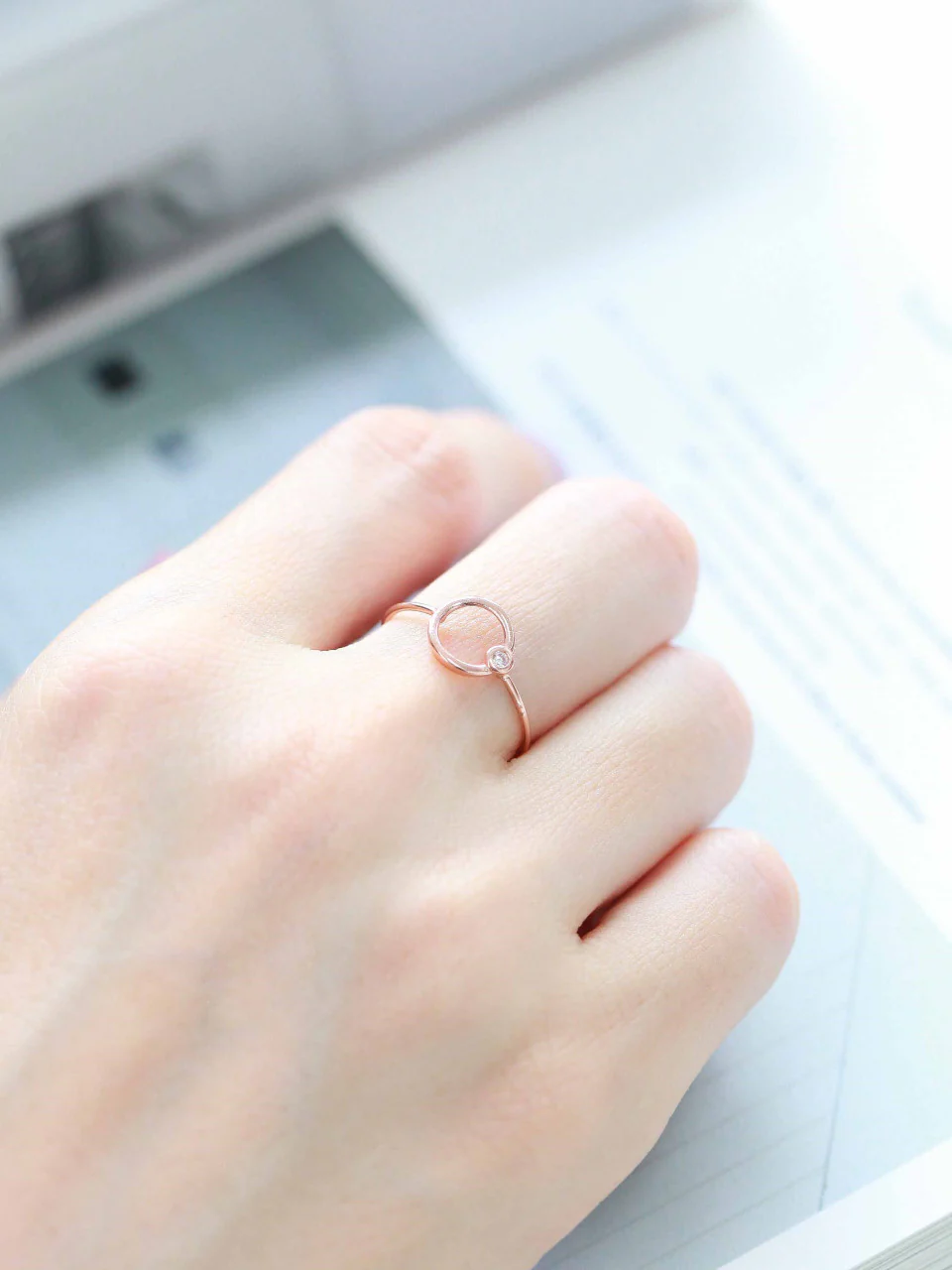 14K Gold Circle Cubic Ring - Image 6