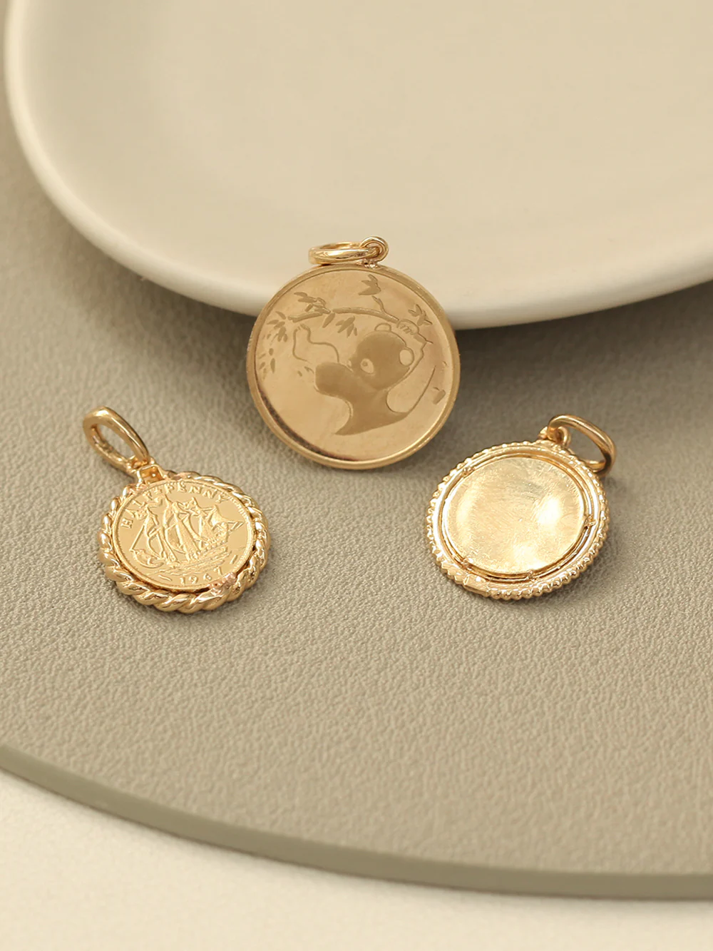14K Gold Coin Necklace Pendant - Image 3