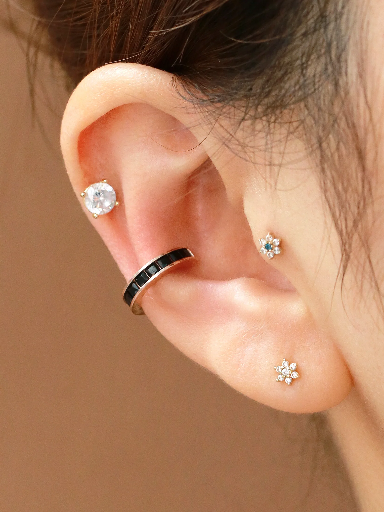 14K Gold Colorful Cubic Ear Cuff - Image 6