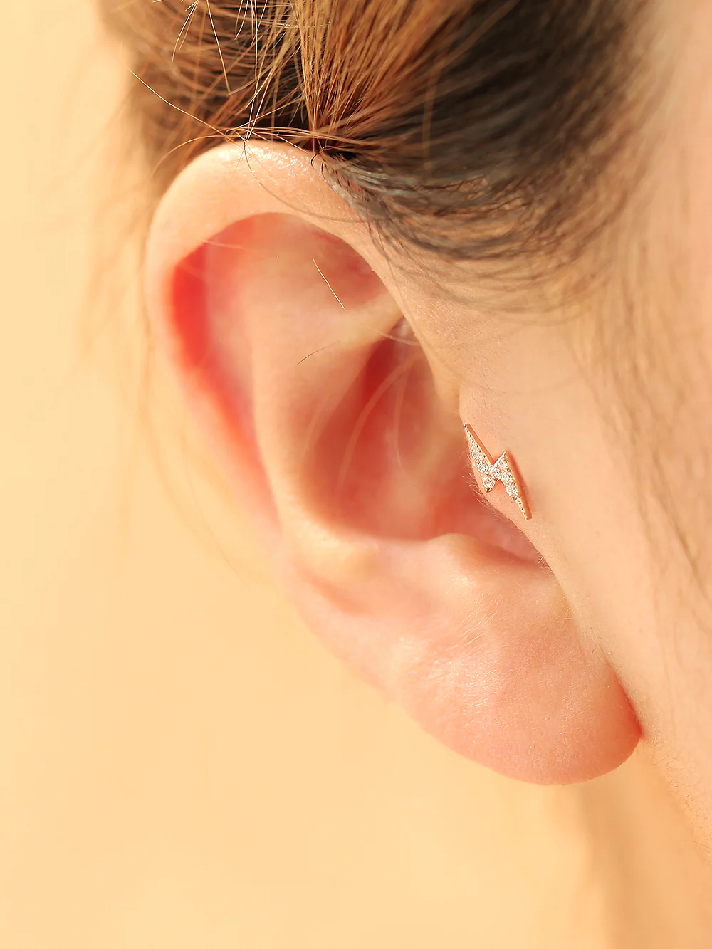 14K gold Cubic Lightning cartilage earring 20g - Image 8