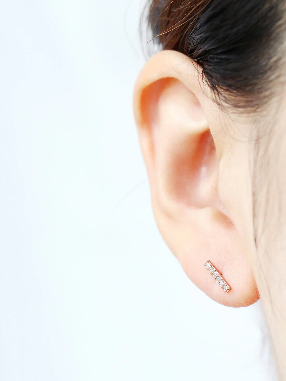 14K gold Cubic Stick Earring - Image 8