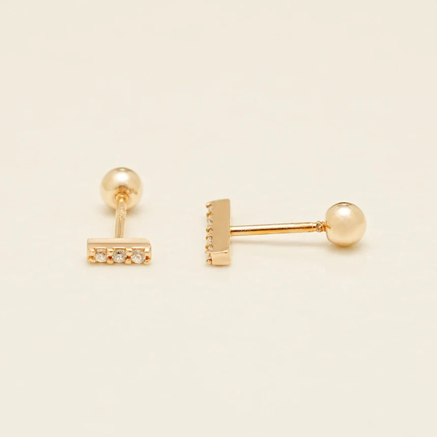 14K Gold Cubic Stick Cartilage Earring 20G - Image 9