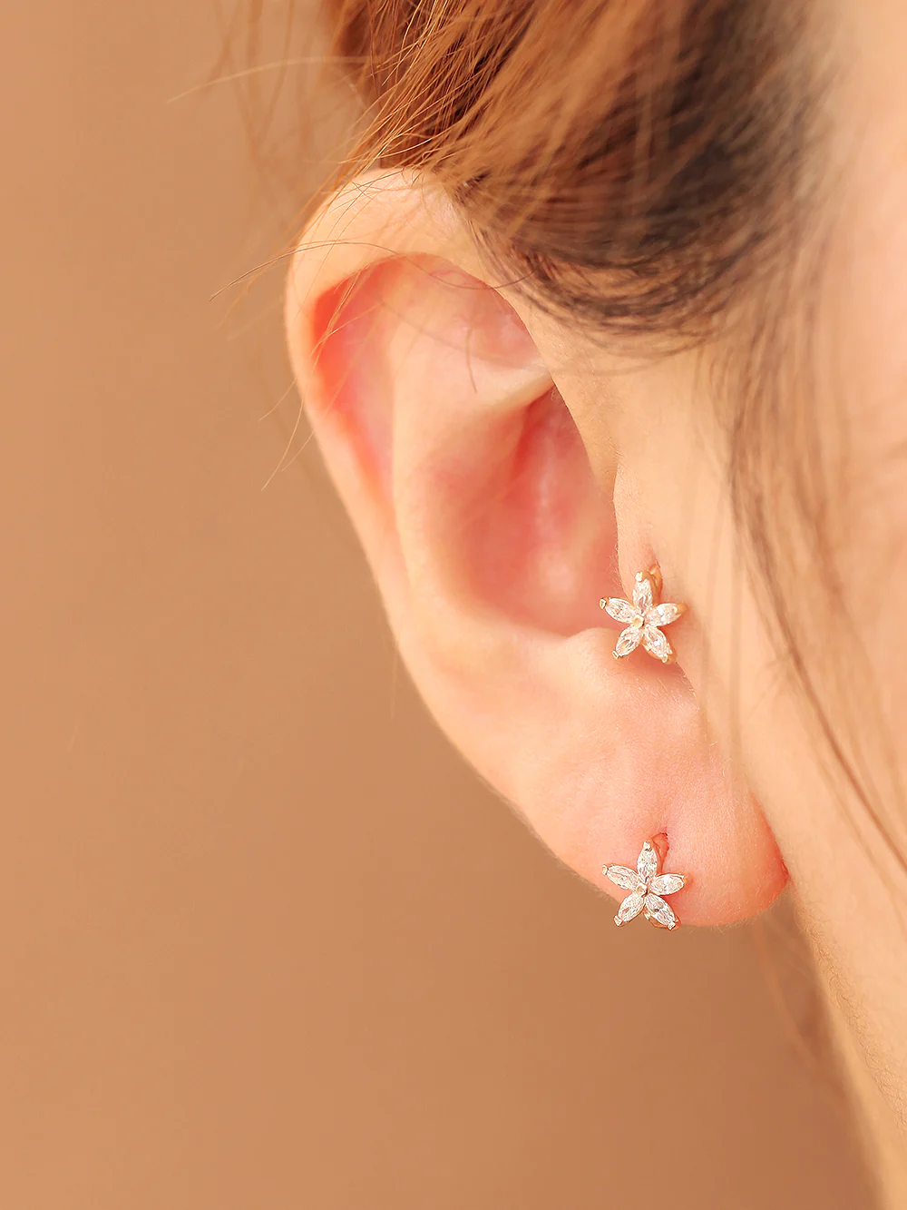 14K Gold Double Flower Hoop Earring - Image 10