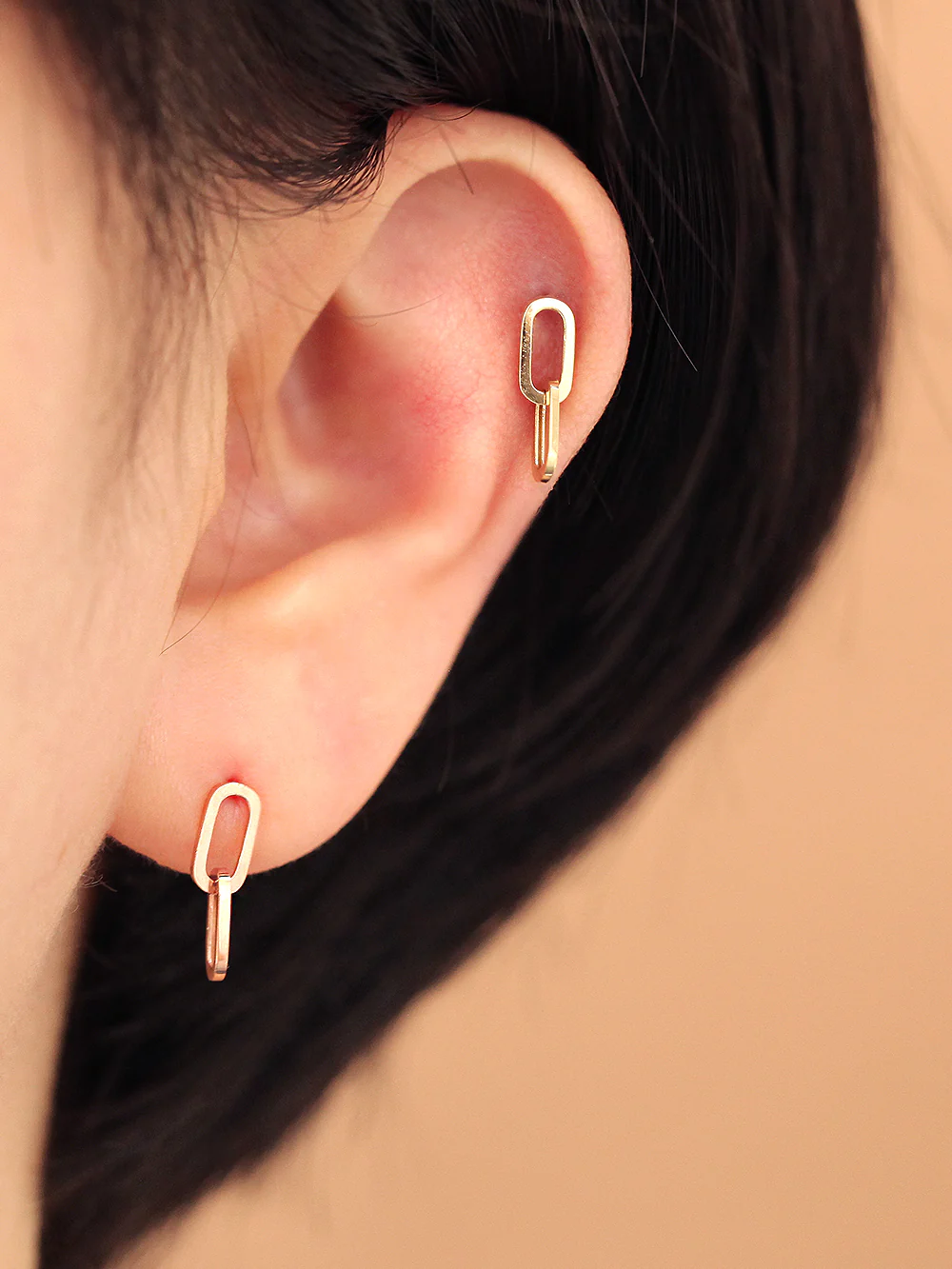 14K Gold Drop Chain Cartilage Earring 20G - Image 2