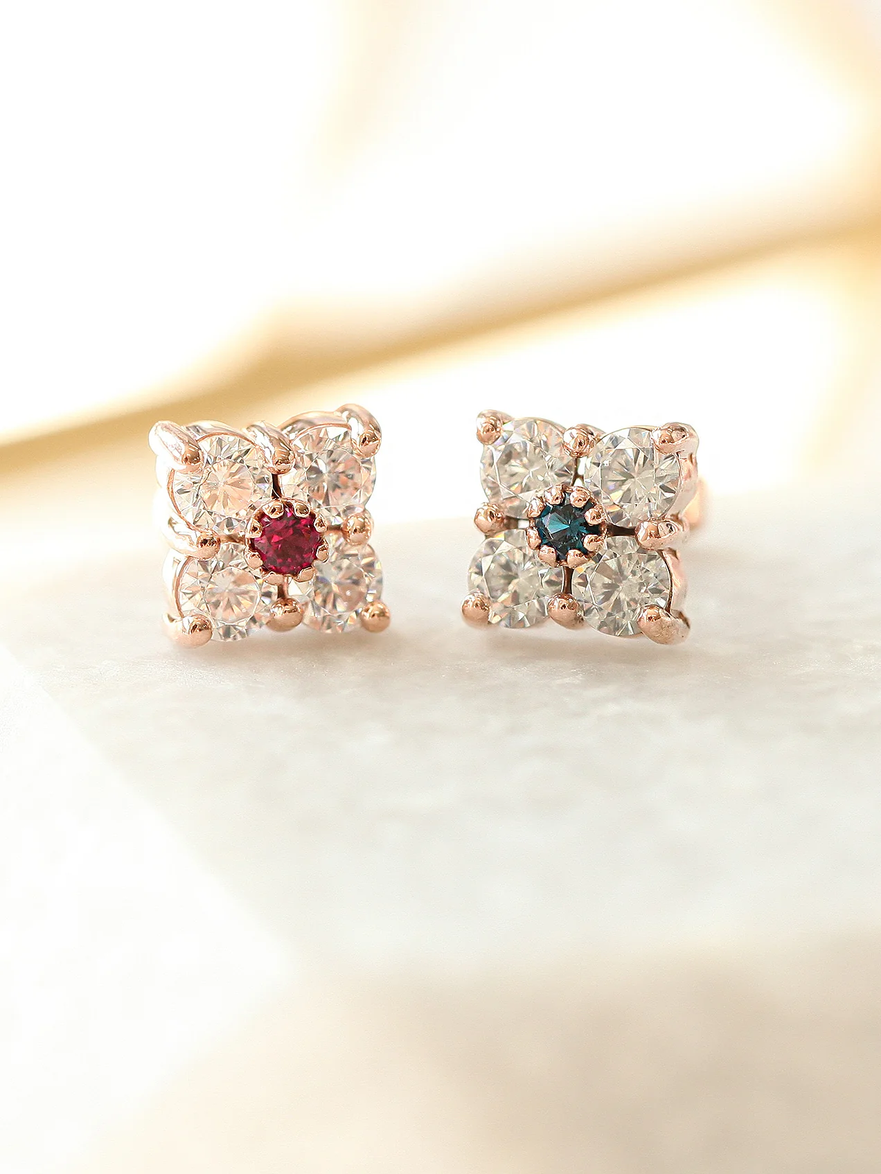 14K Gold Rui Flower Cartilage Earring 18G16G