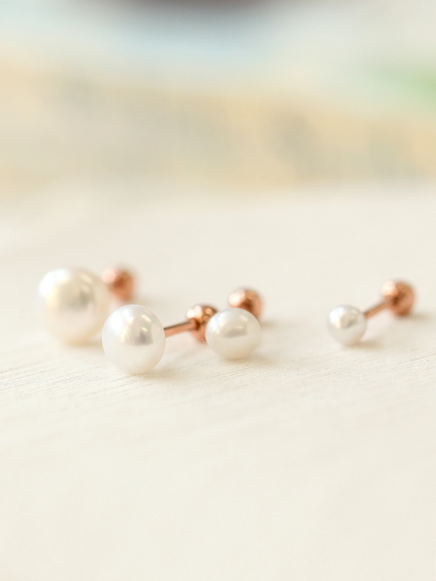14K Gold Flat Fresh-Water Pearl Cartilage Earring 18G16G - Image 4