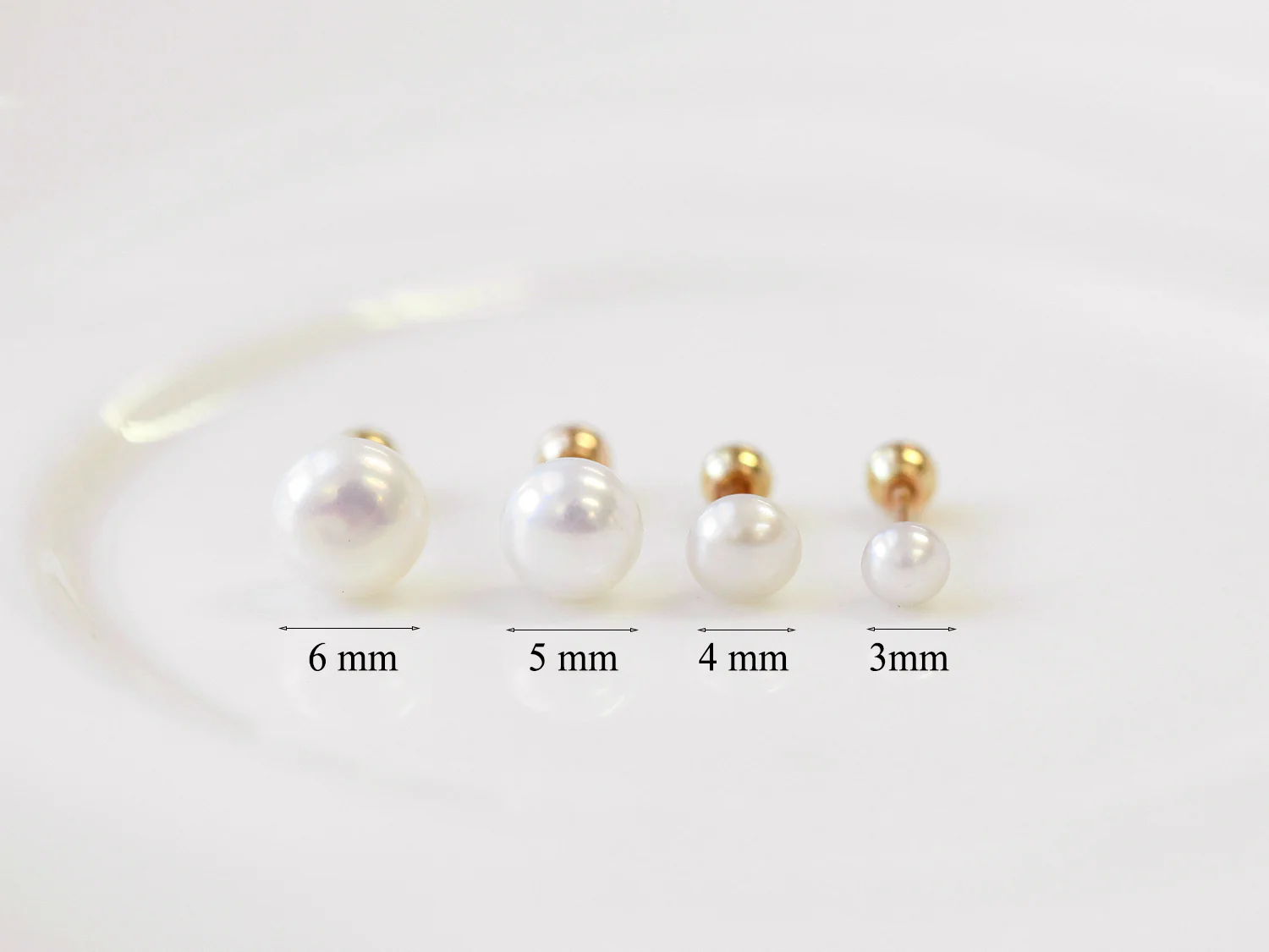 14K Gold Fresh-Water Pearl Cartilage Earring 20G - Image 11