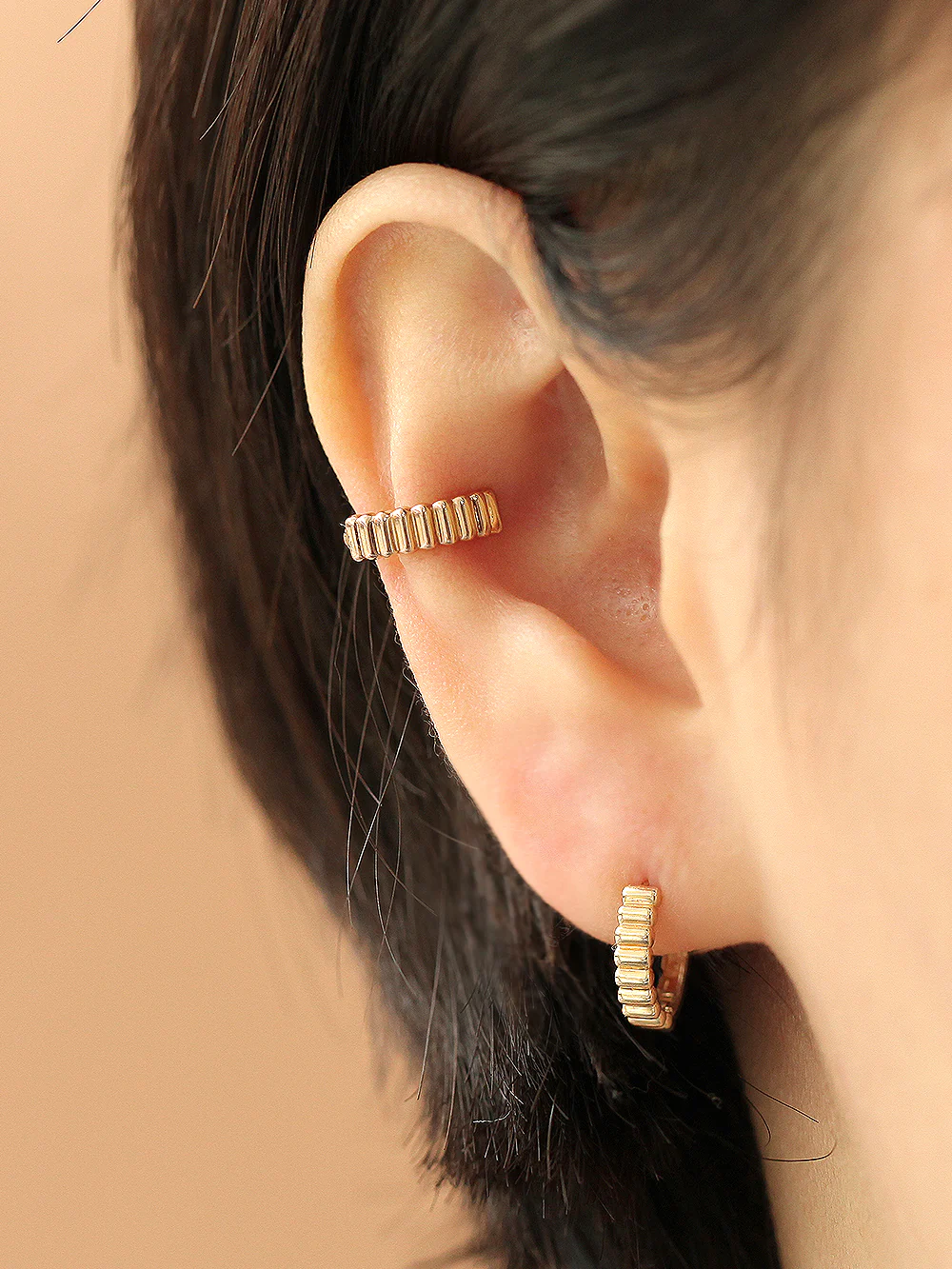 14K Gold Gear Hoop Earring - Image 10