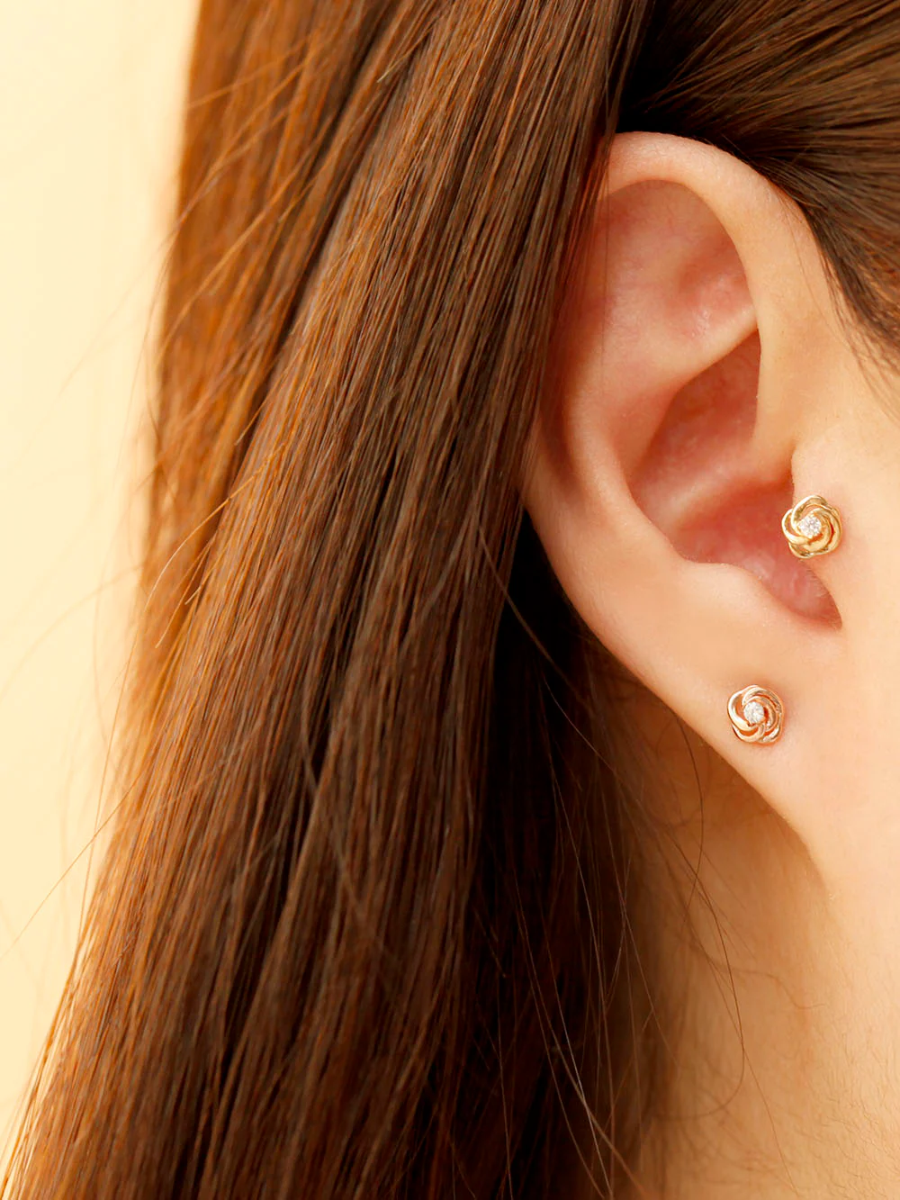 14K Gold 3D Mini Rose Cartilage Earring 20G18G16G - Image 2