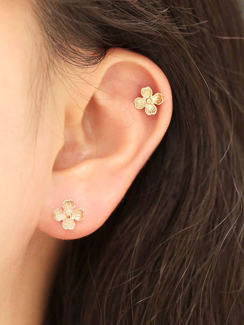 14K Gold 4 Petal Flower Cartilage Earring 20G18G16G - Image 6