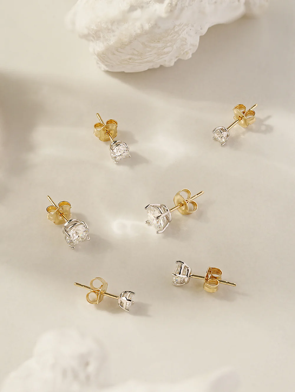 14K Gold 4 Pronged Moissanite Stud Earring - Image 7