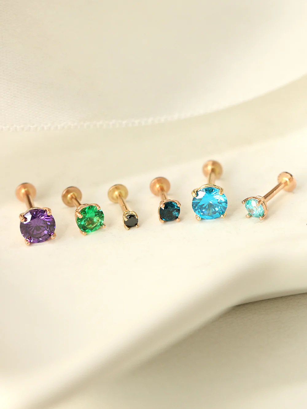 14K Gold 4 Pronged Colorful Cubic Internally Threaded Labret Piercing 18G16G - Image 7