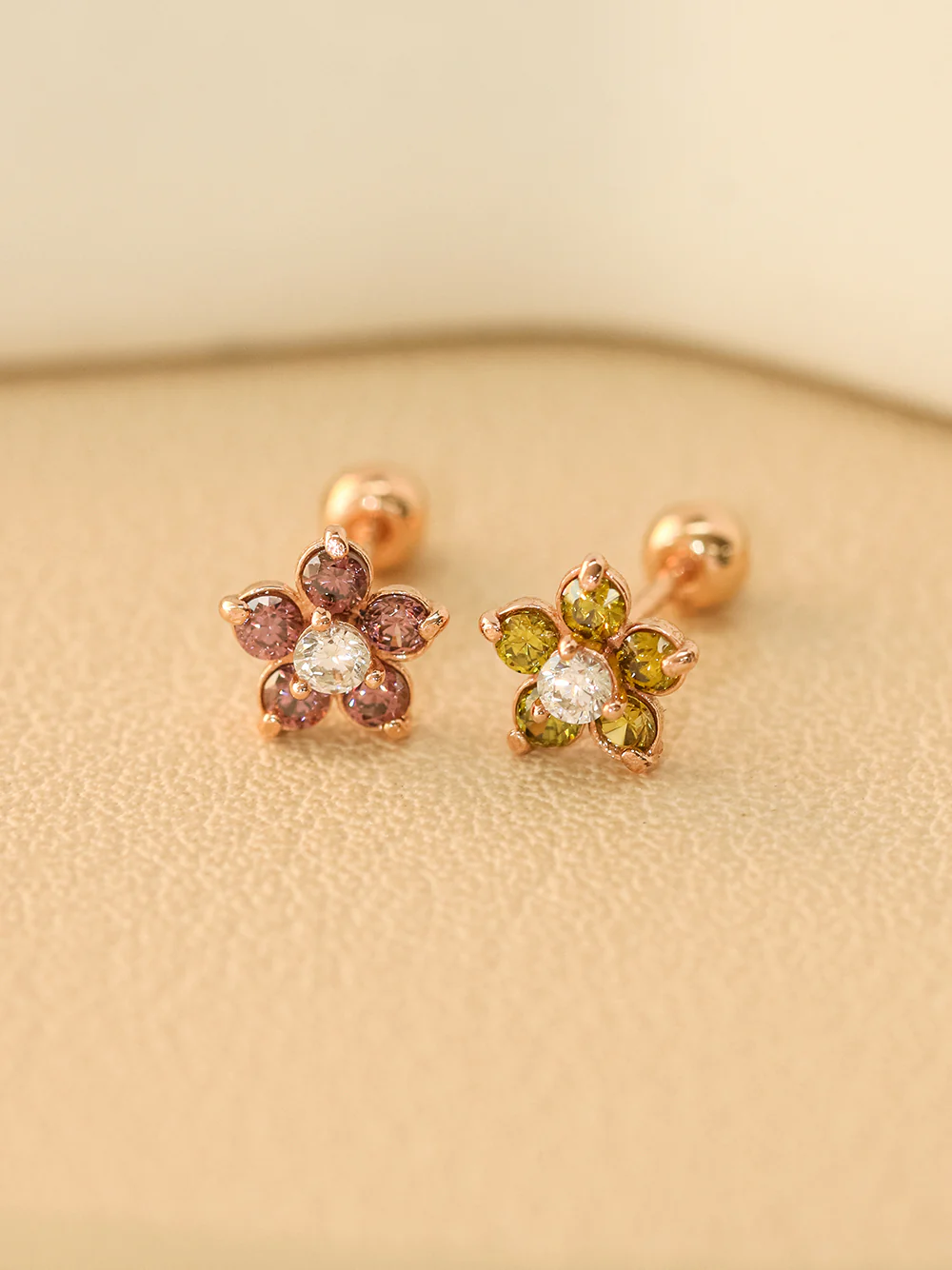 14K Gold 5 Petals Cubic Flower Cartilage Earring 20G18G16G - Image 15