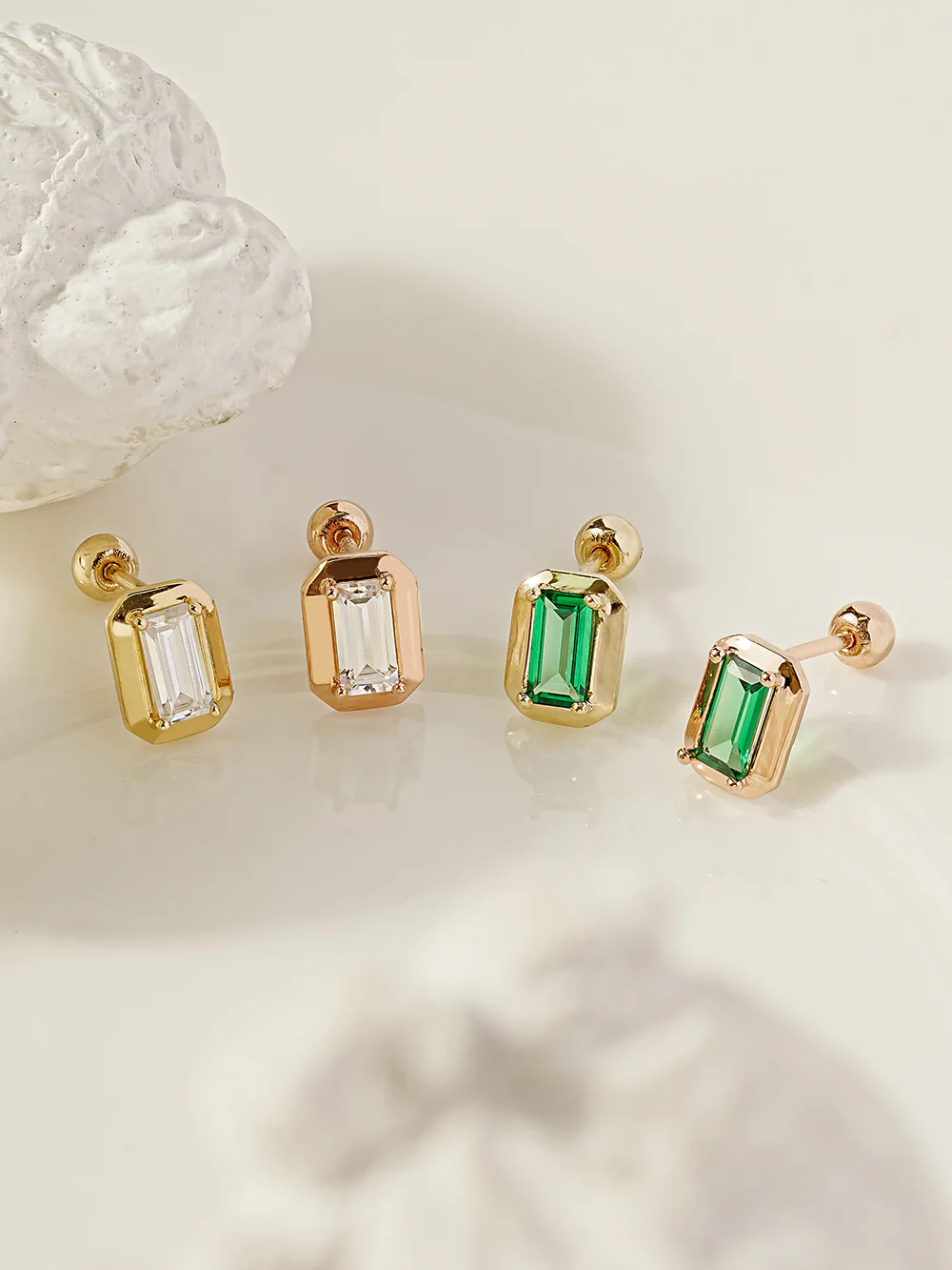 14K Gold Antique Baguette Cubic Cartilage Earring 20G18G16G - Image 3