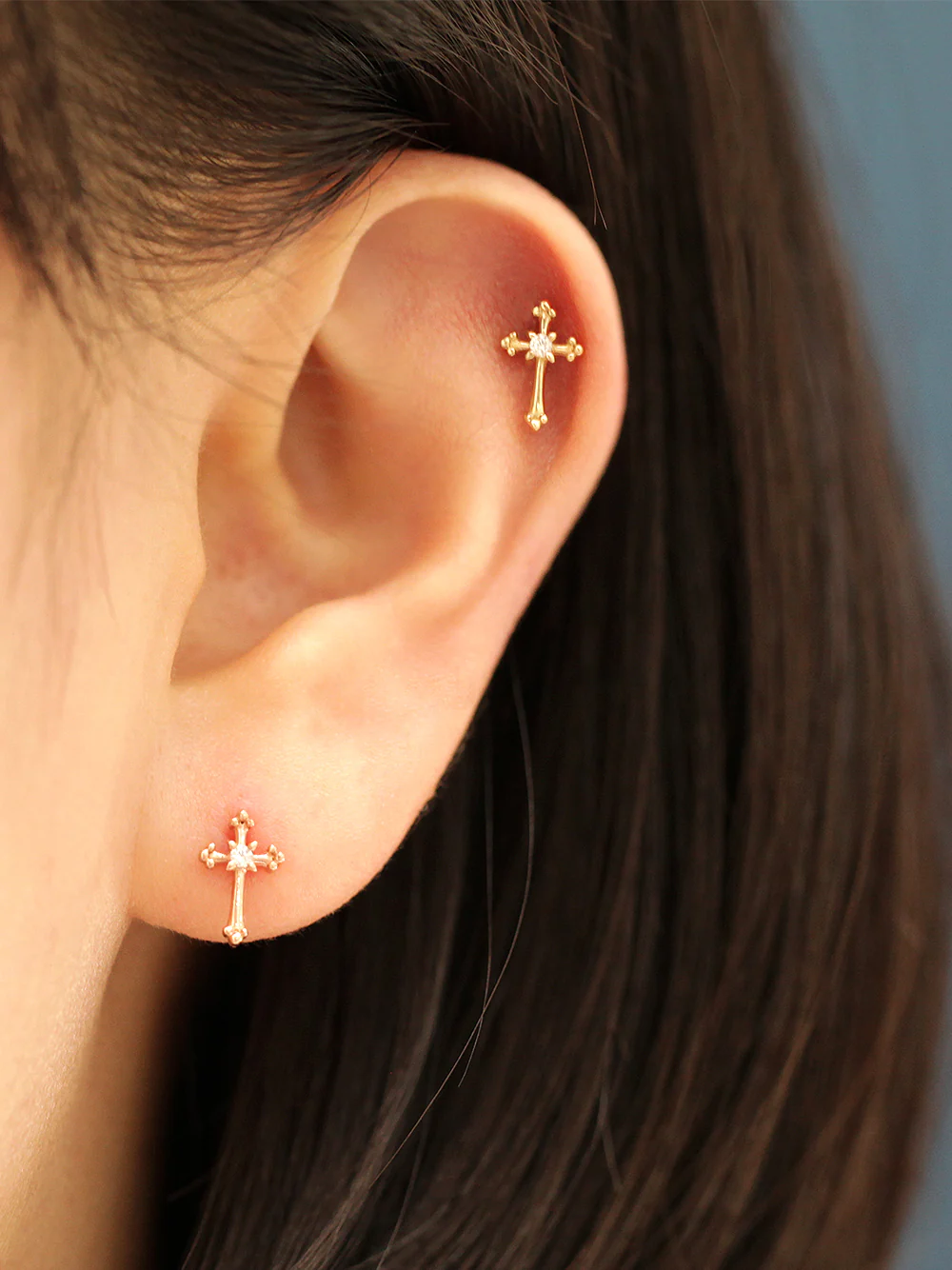 14K Gold Antique Cross Cartilage Earring 20G - Image 6