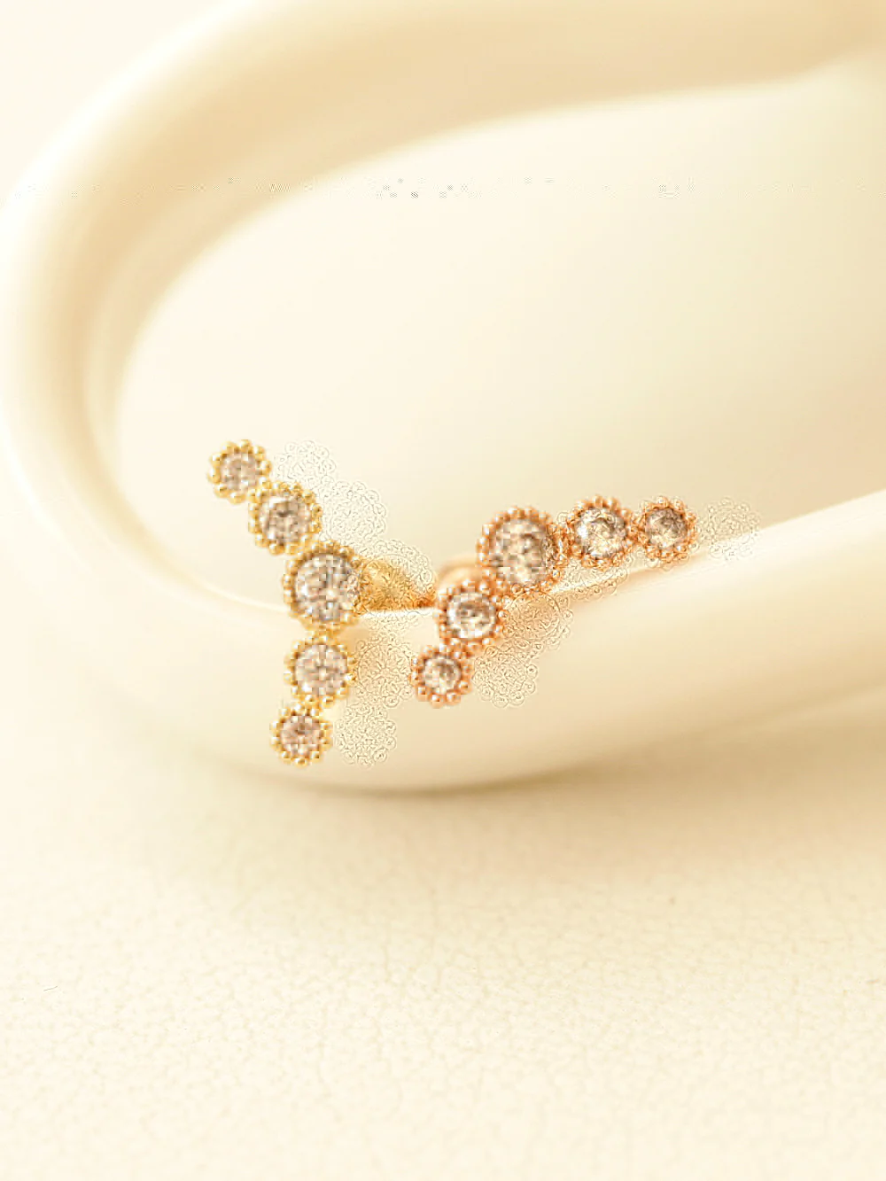 14K Gold Antique Cubic Curve Cartilage Earring 20G - Image 5