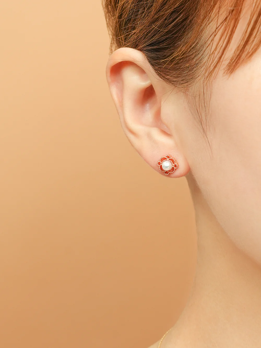 14K Gold Antique Pearl Cartilage Earring 18G16G - Image 4