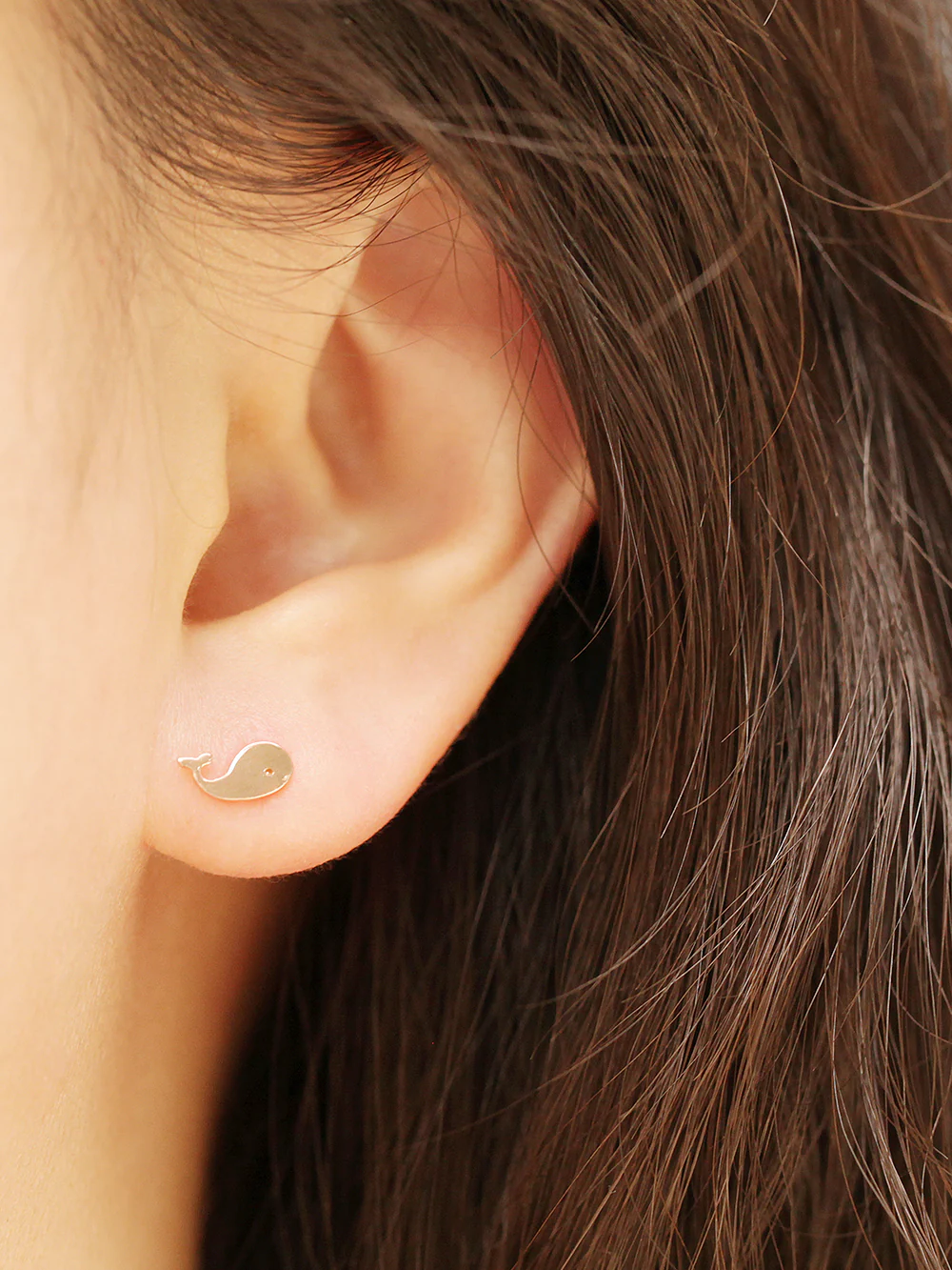 14K Gold Baby Whale Cartilage Earring 20G18G16G - Image 2