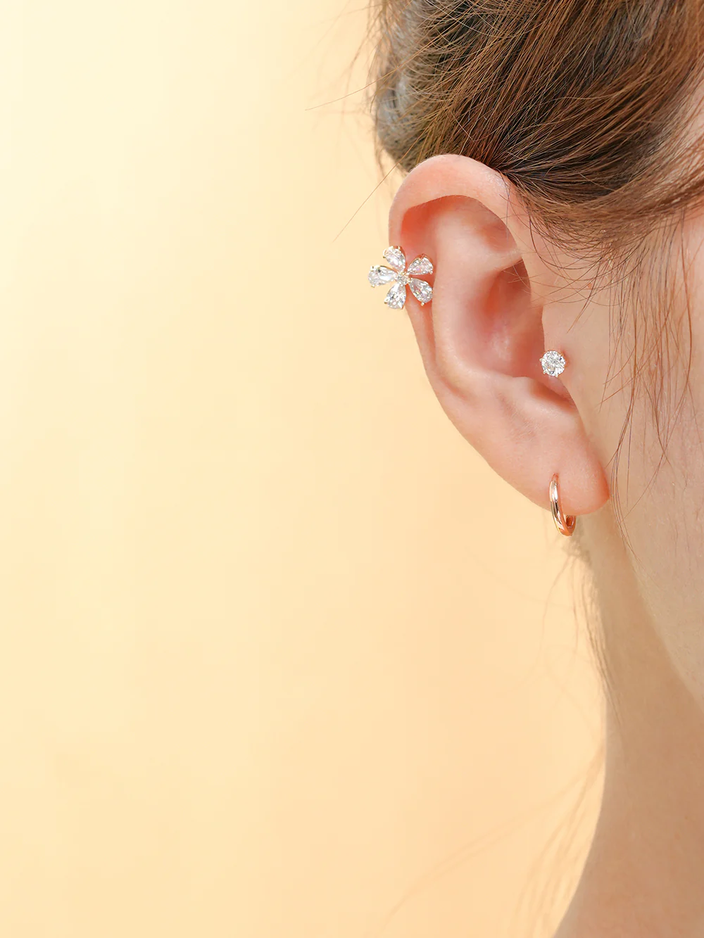14K Gold Big Flower Cubic Cartilage Earring 20G18G16G - Image 4