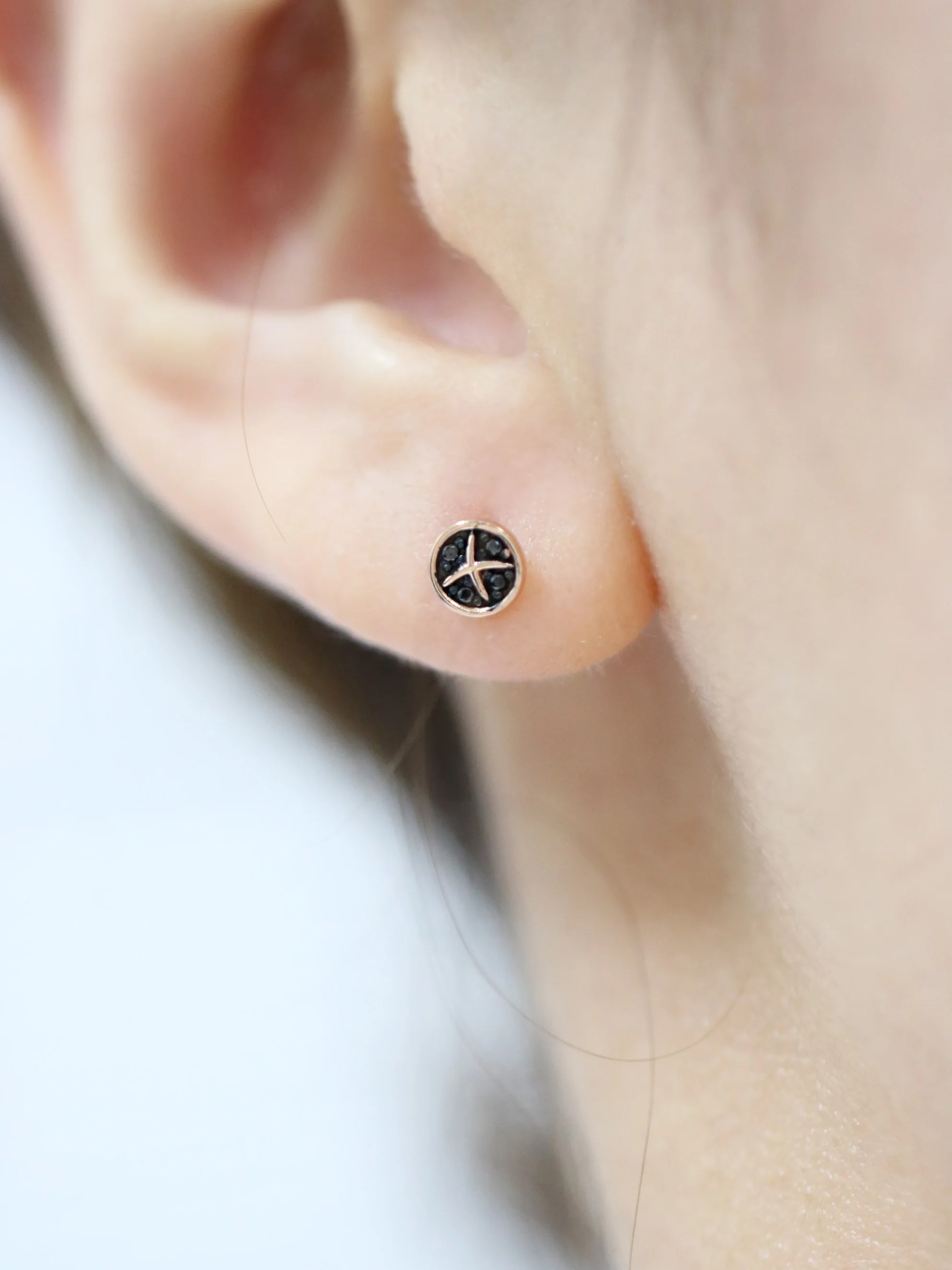 14K Gold Black Round Cartilage Earring 18G16G - Image 9