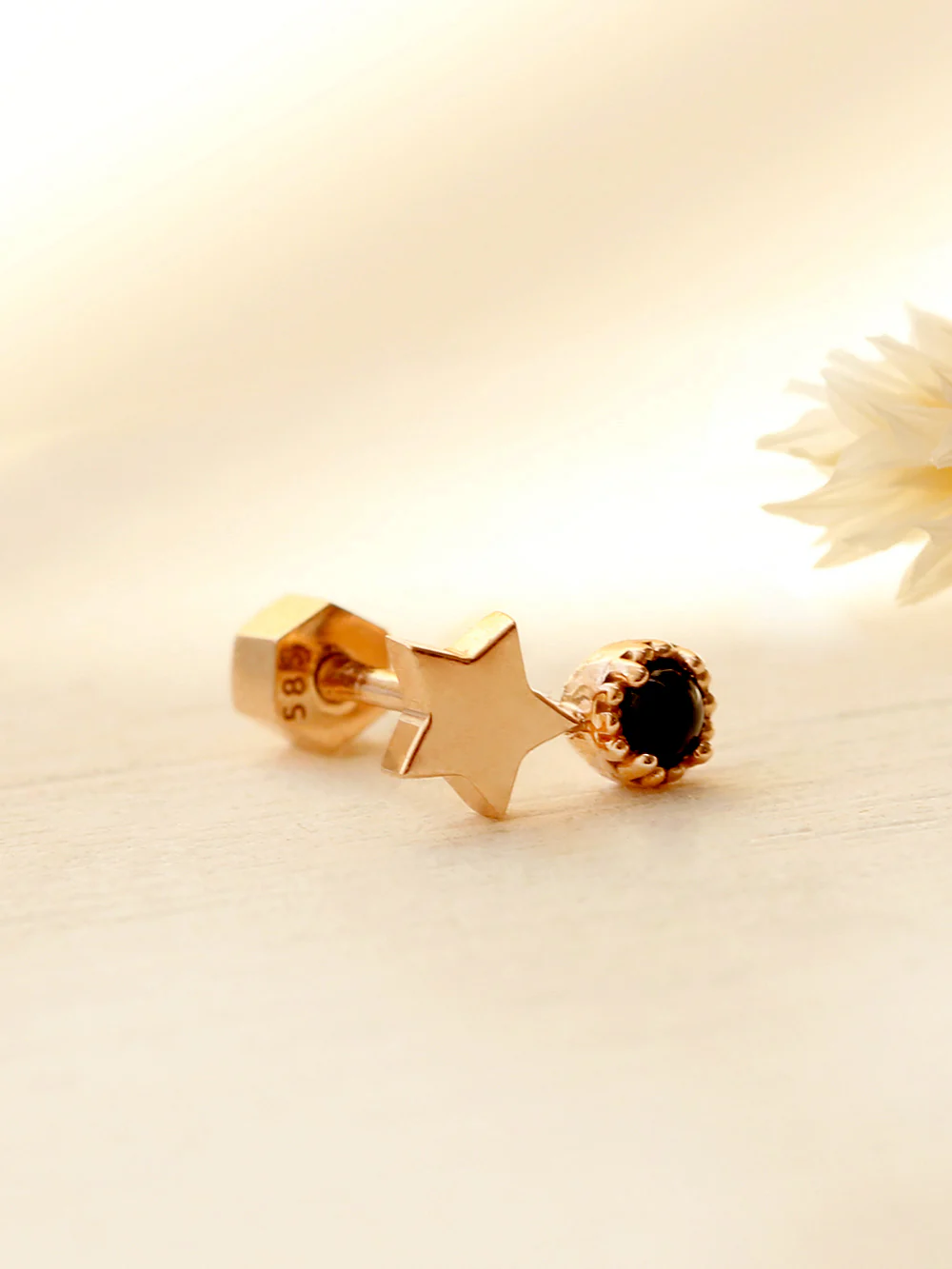 14K Gold Bling Black Onyx Star Cartilage Earring 18G - Image 7