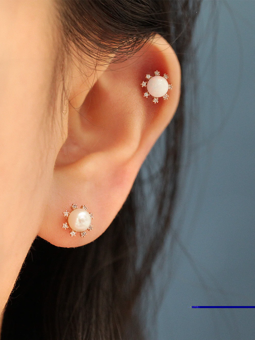 14K Gold Bling Crystal Pearl Opal Cartilage Earring 18G16G - Image 8