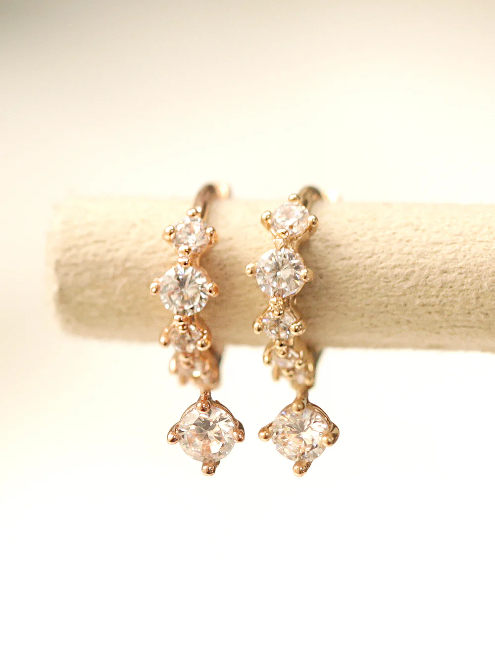 14K Gold Bling Cubic Drop Cartilage Hoop Earring - Image 8