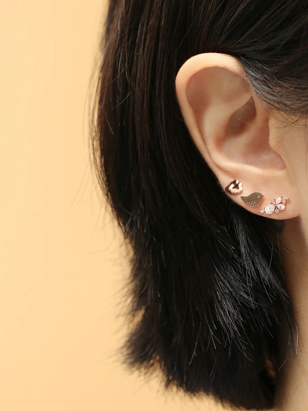 14K Gold Bling Floral Cubic Internally Threaded Labret Piercing 18G16G - Image 8