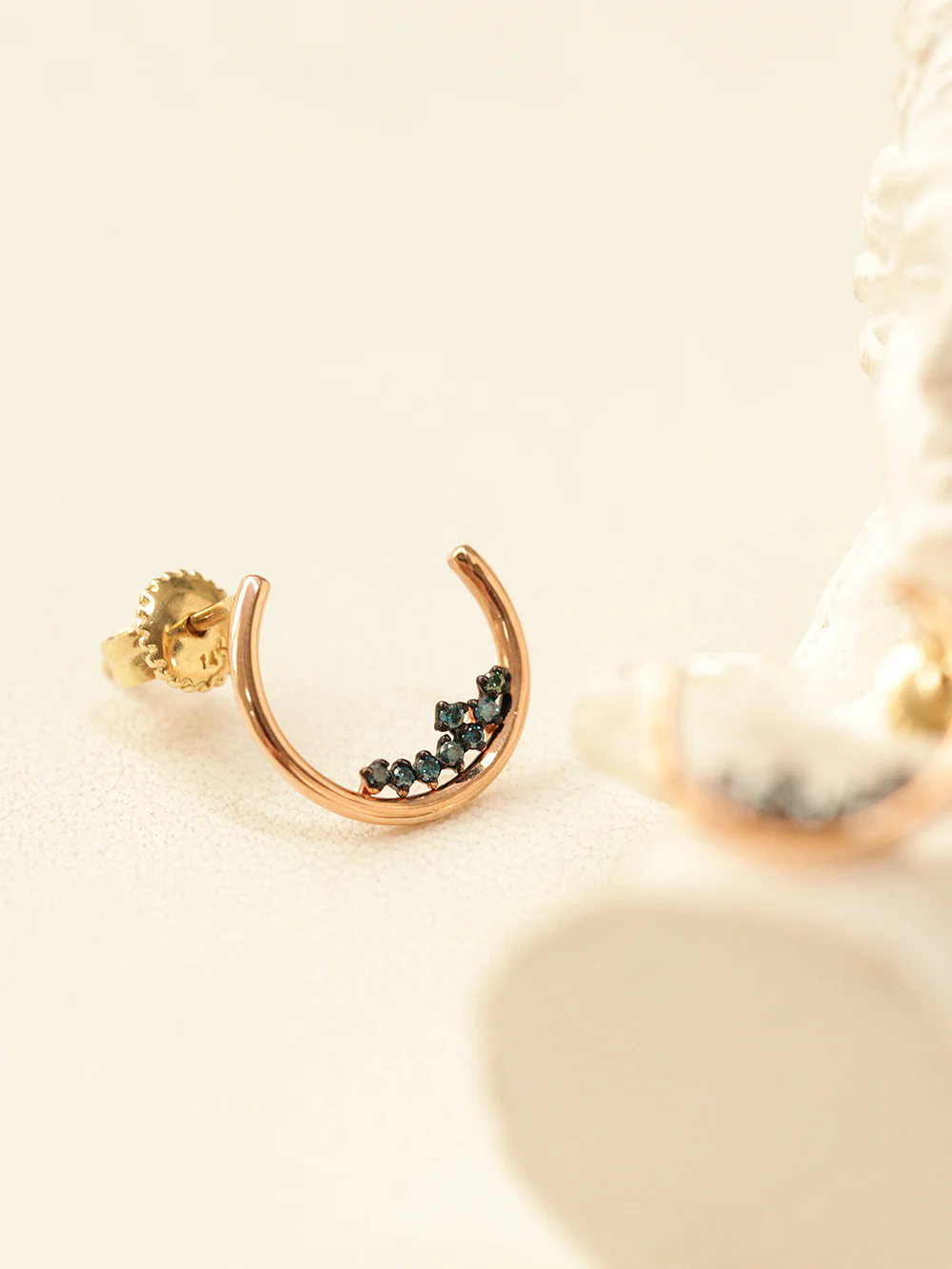 14K Gold Blue Diamond Crescent Earring - Image 4