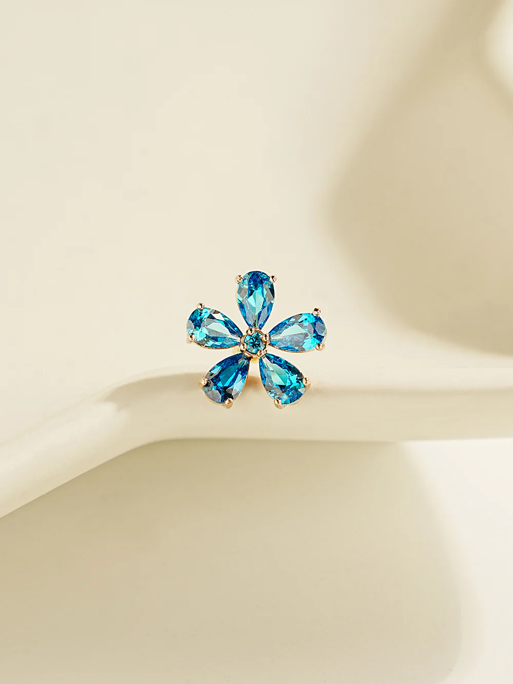 14K Gold Blue Topaz Flower Cartilage Earring 20G18G16G - Image 3