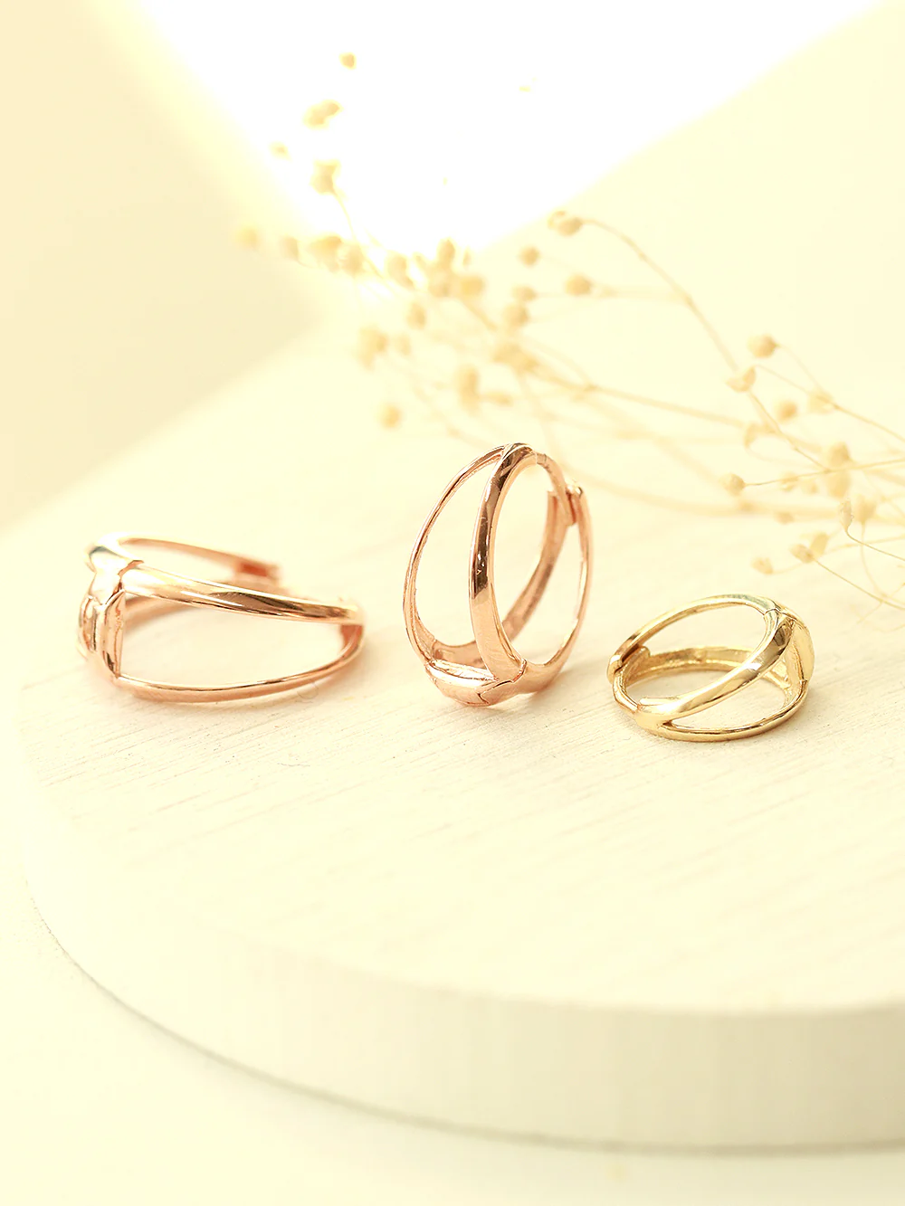 14K Gold Bold 2 Line Hoop Earring - Image 9