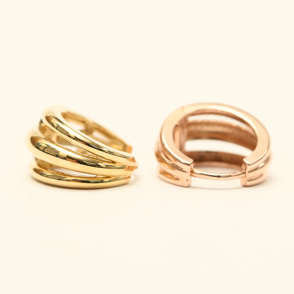 14K Gold Bold Triple Lines Hoop Earring - Image 10