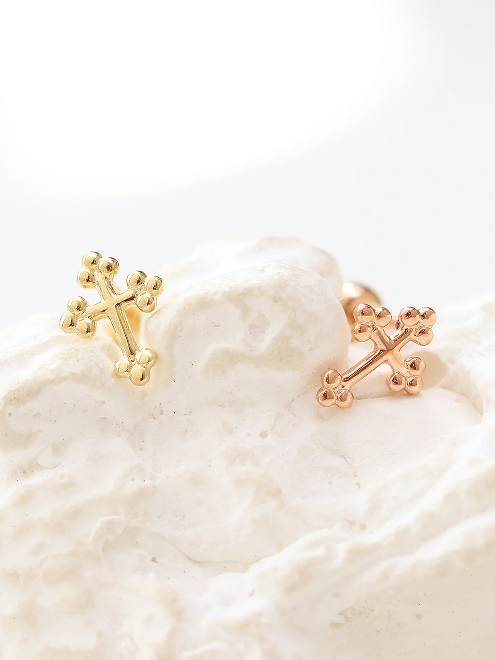 14K Gold Bubble Cross Cartilage Earring 20G - Image 5