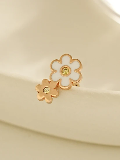14K Gold Bubble Flower Cartilage Earring 20G - Image 5