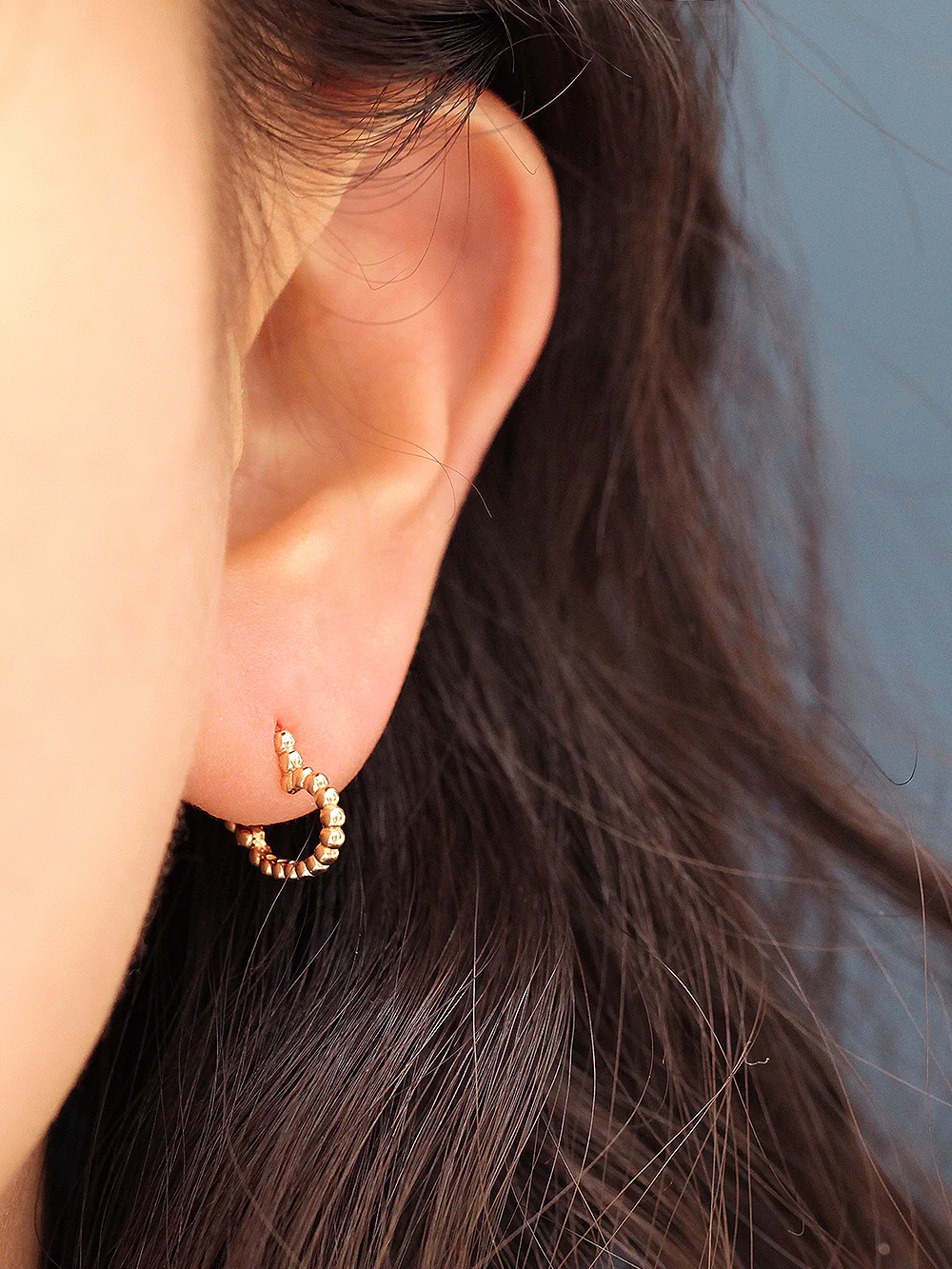 14K Gold Bubble Heart & Star Hoop Earring - Image 7