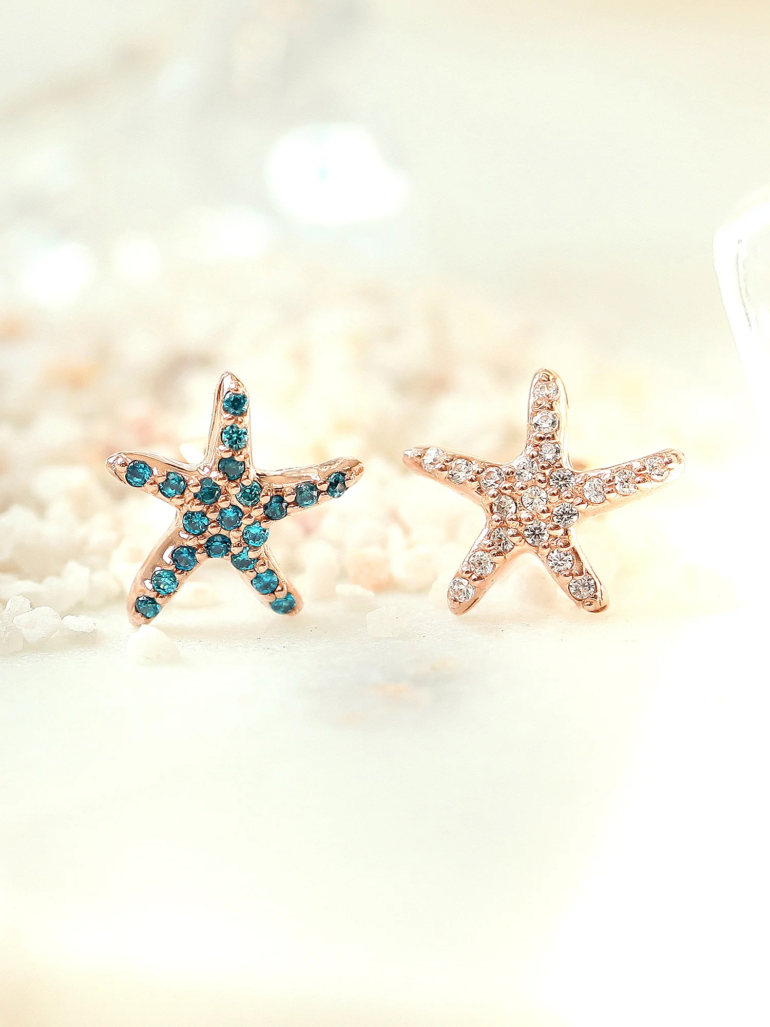 14K Gold Starfish Cartilage Earring 18G16G