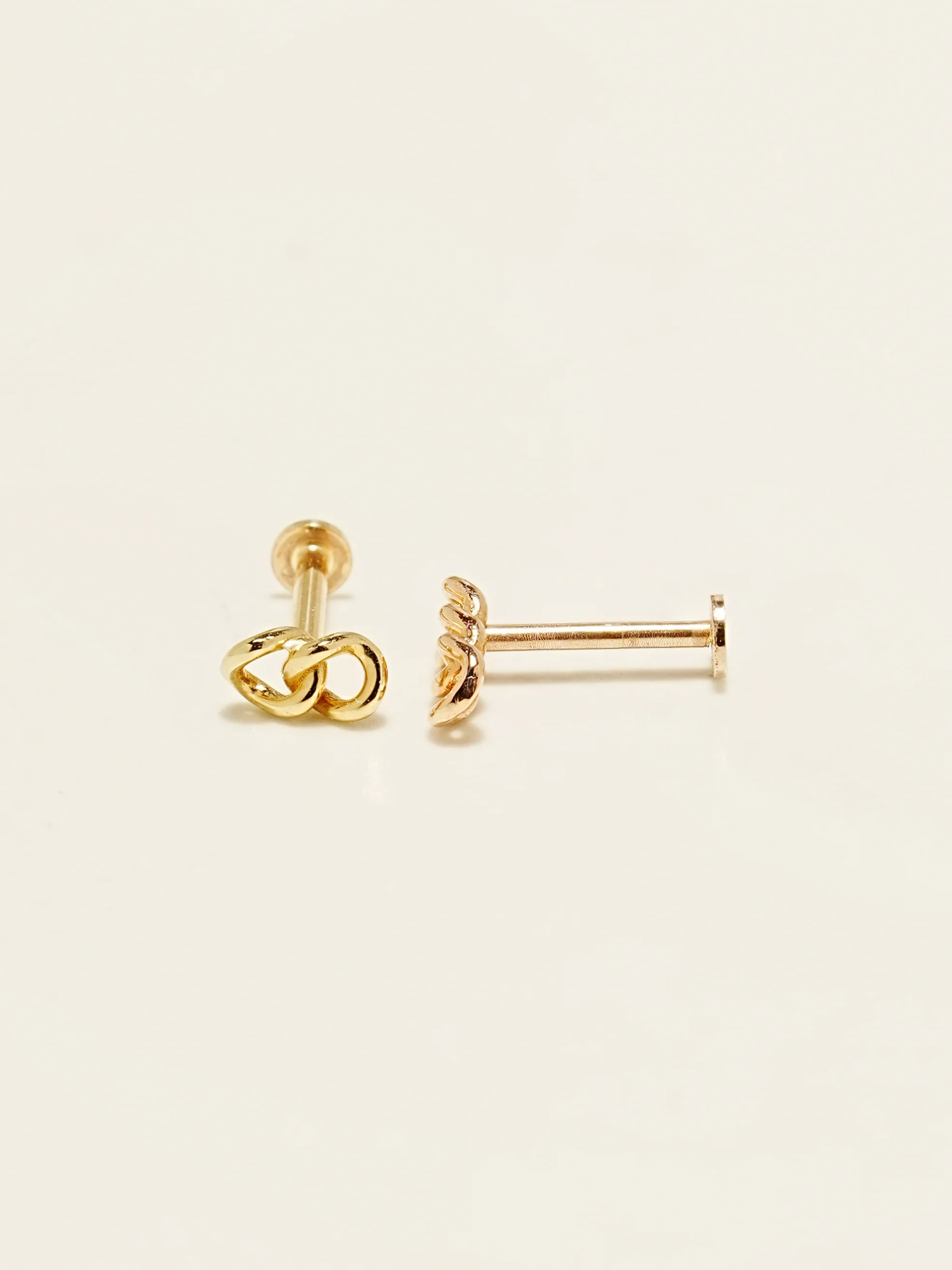 14K Gold Chain Internally Threaded Labret Piercing 18G16G - Image 12