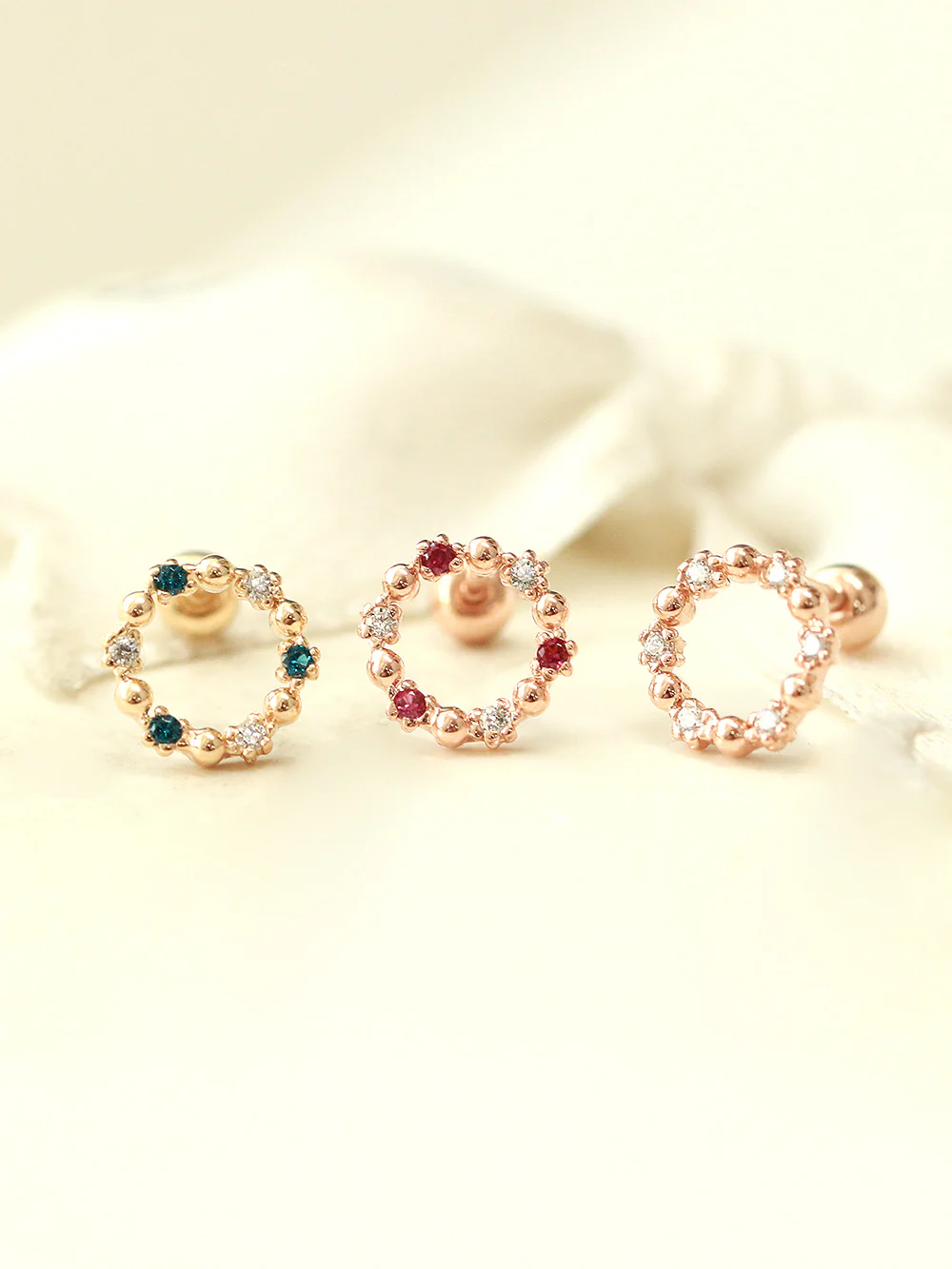 14K Gold Circle Cubic Cartilage Earring 20G18G