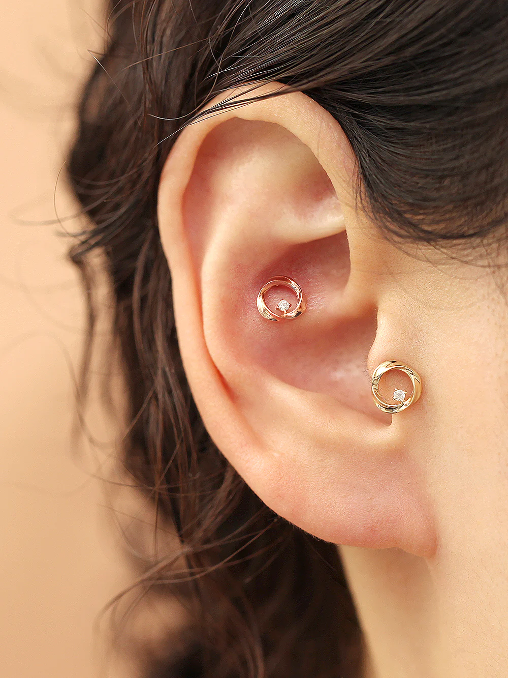 14K Gold Circle Cubic Cartilage Earring 20G - Image 4