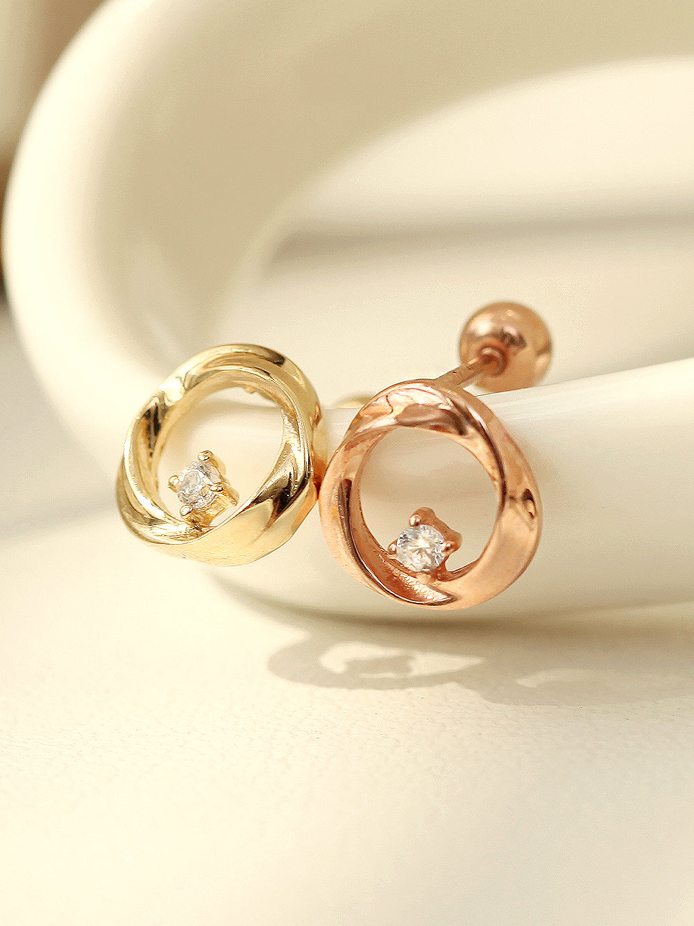 14K Gold Circle Cubic Cartilage Earring 20G - Image 7