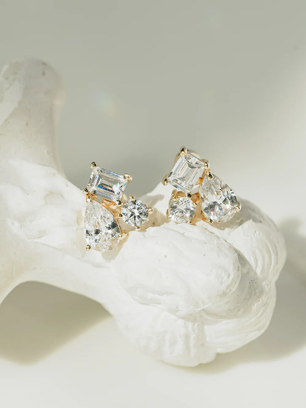 14K Gold Cluster Cubic Cartilage Earring 20G18G16G - Image 11
