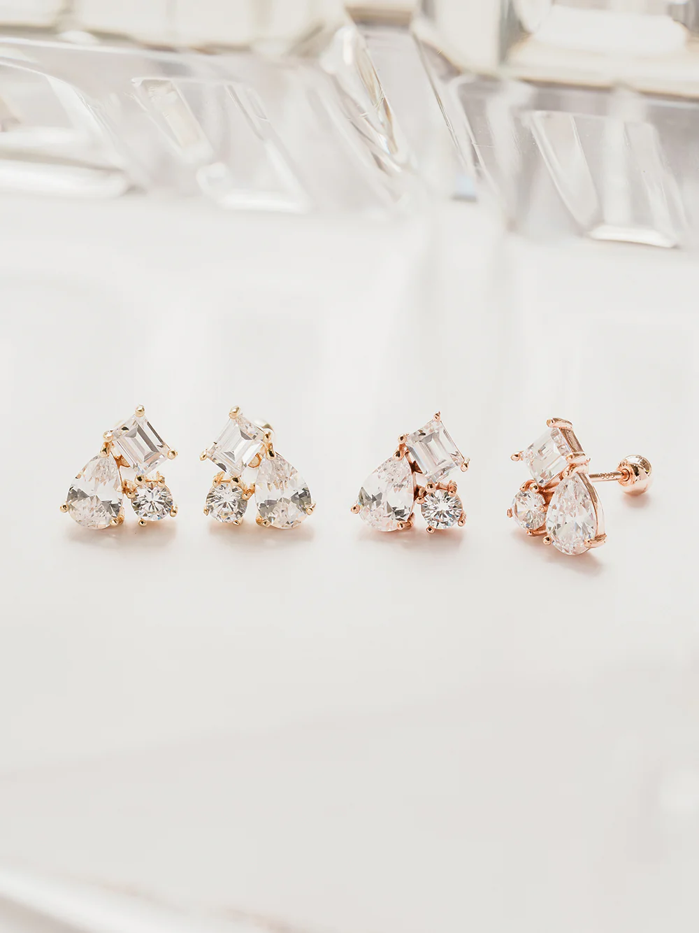 14K Gold Cluster Cubic Cartilage Earring 20G18G16G - Image 3