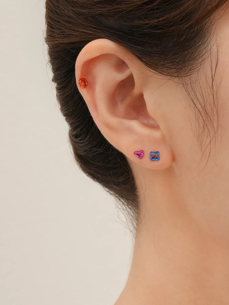 14K Gold Color Graphic Pop Shape Cartilage Earring 18G - Image 3
