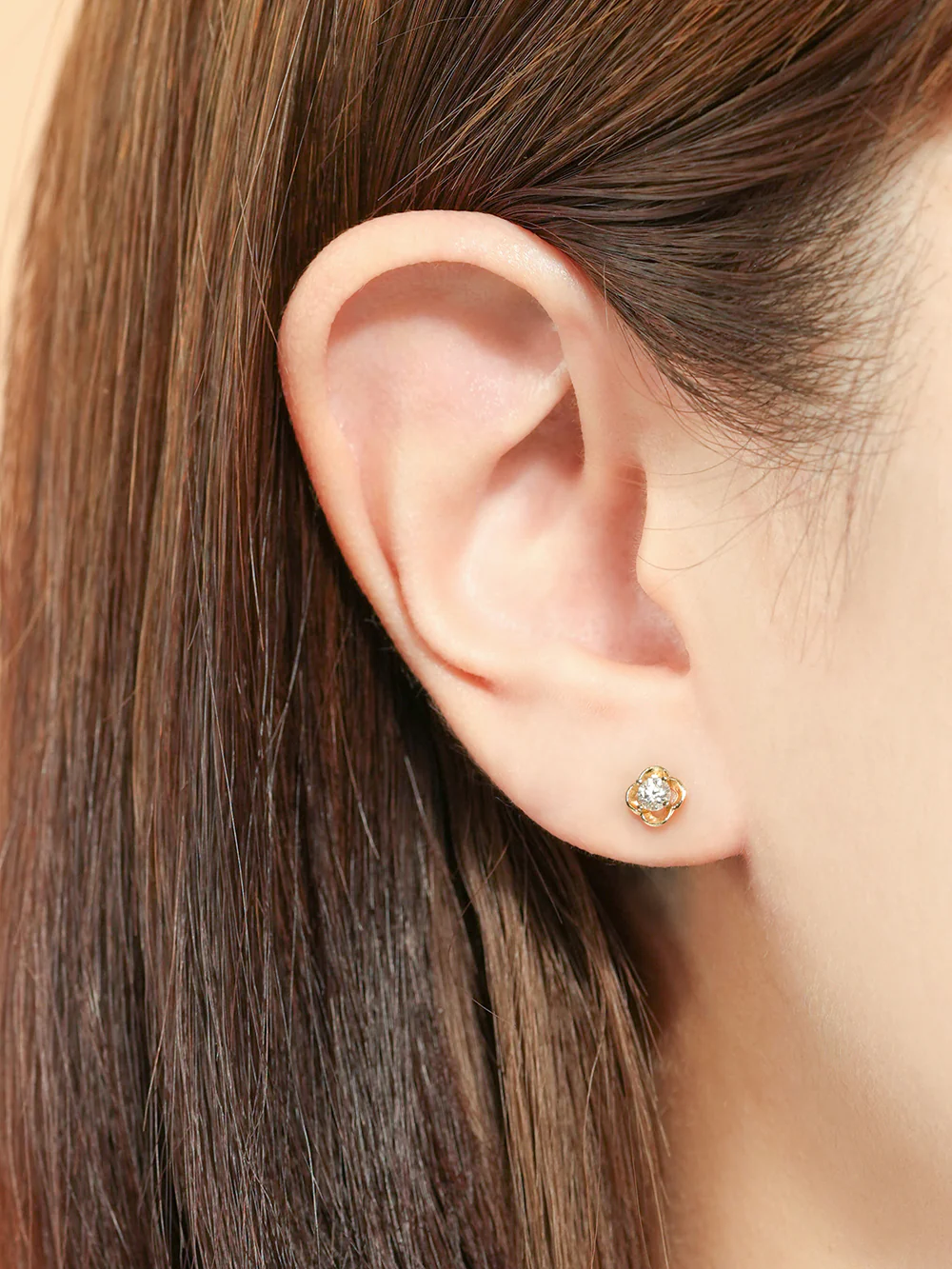 14K Gold Cosmos Flower Moissanite Cartilage Earring 20G18G16G - Image 6