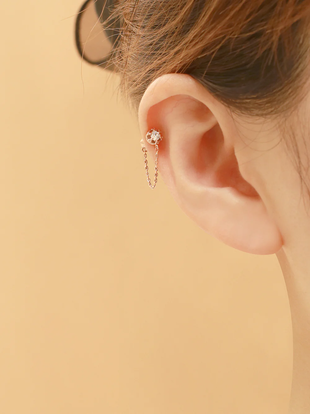 14K Gold Crown Cubic Layered Chain Cartilage Earring 18G16G - Image 2
