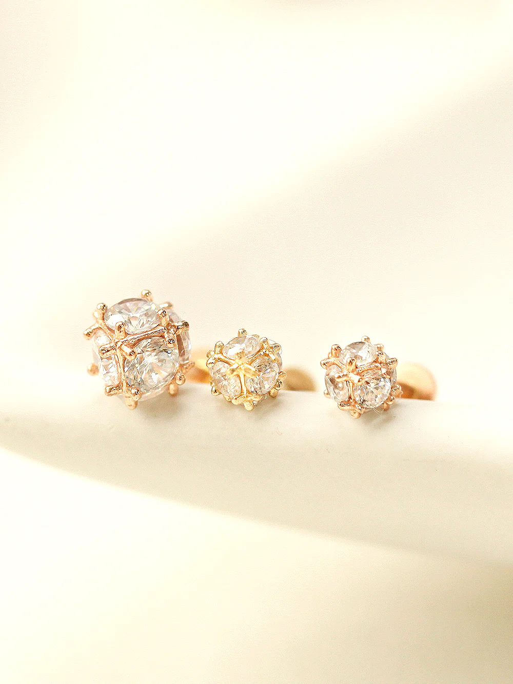 14K Gold Crystal Ball Internally Threaded Labret Piercing 18G16G - Image 8