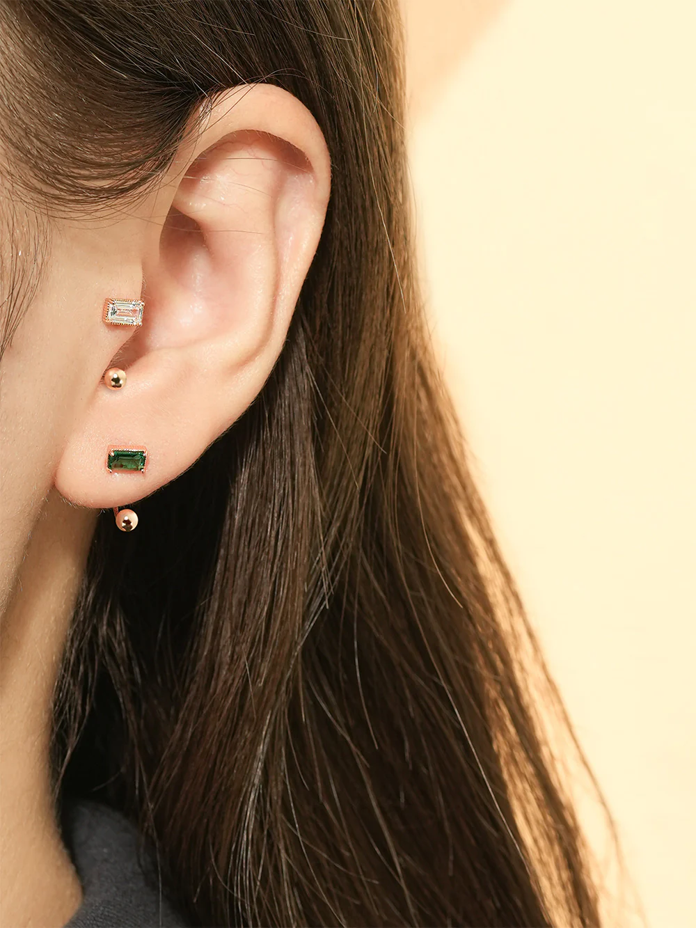 14K Gold Color Baguette Cubic Curve Piercing 20G - Image 4