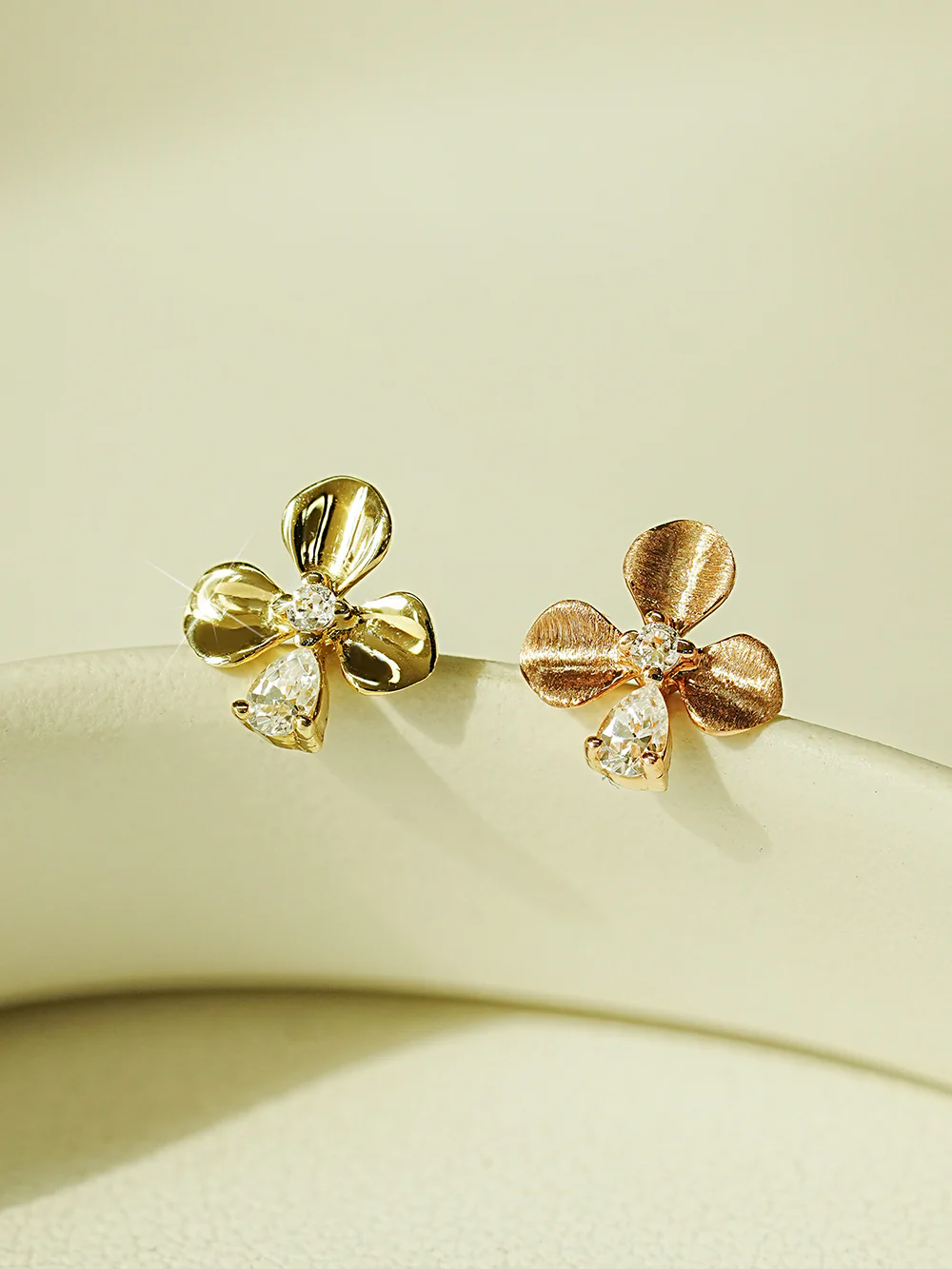 14K Gold Cubic Clover drop and stud Cartilage Earring 20G18G16G - Image 12