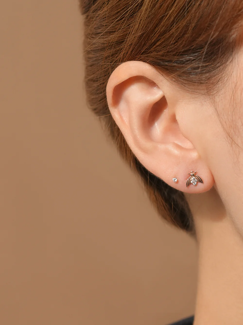 14K Gold Cubic Fabre Cartilage Earring 18G - Image 5