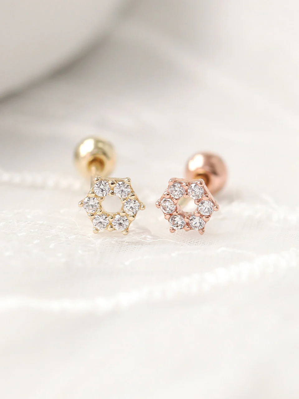 14K gold Cubic Hexagon cartilage earring 20g - Image 4